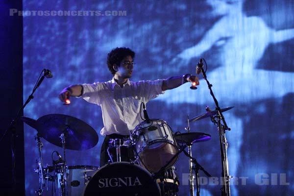 MERCURY REV - 2005-08-12 - SAINT MALO - Fort de St Pere - 